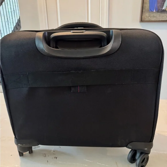 Samsonite Black Rolling Travel‎ Bag - Picture 2 of 13
